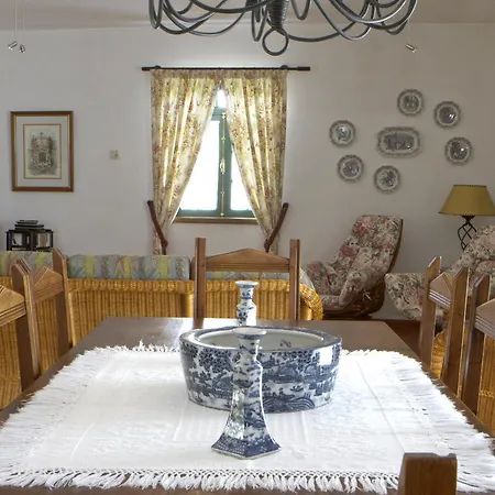 Nocleg ze śniadaniem Casa Da Cortinha Airas